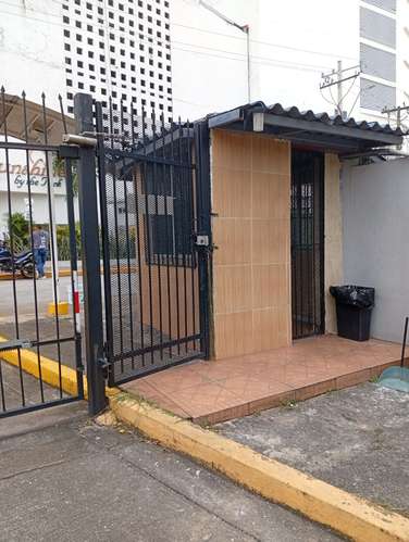 SE VENDE CENTRICO APARTAMENTO VIA ESPAÑA SAN FRANCISCO CARRASQUILLA 2 HABITACIONES - Imagen 16