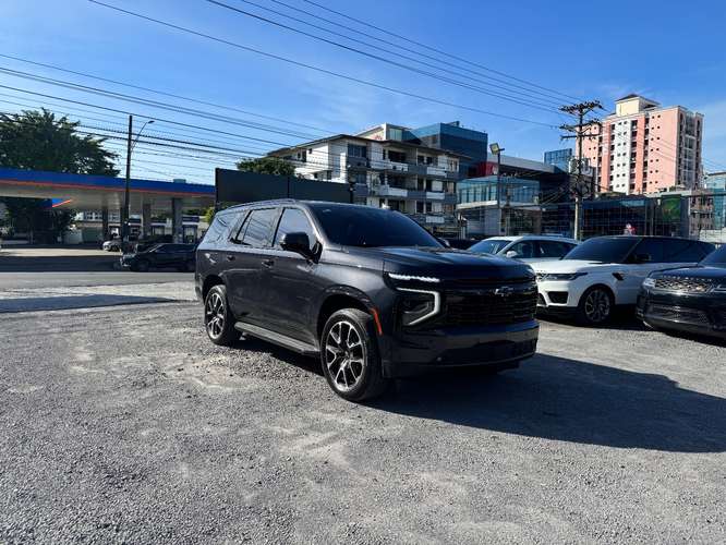 CHEVROLET TAHOE 2025 - Imagen 2
