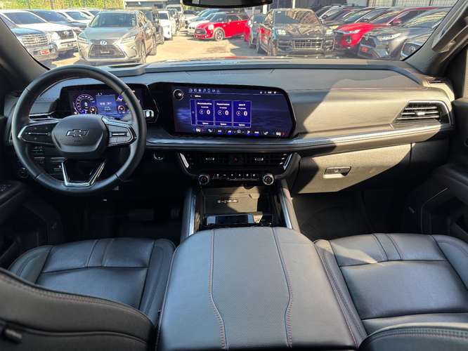 CHEVROLET TAHOE 2025 - Imagen 11
