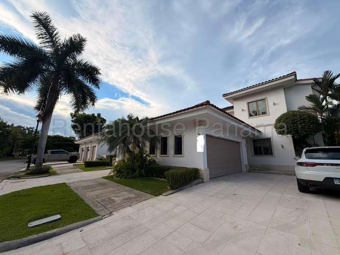 Alquiler de Casa en Santa Maria – Fairway States - Imagen 2