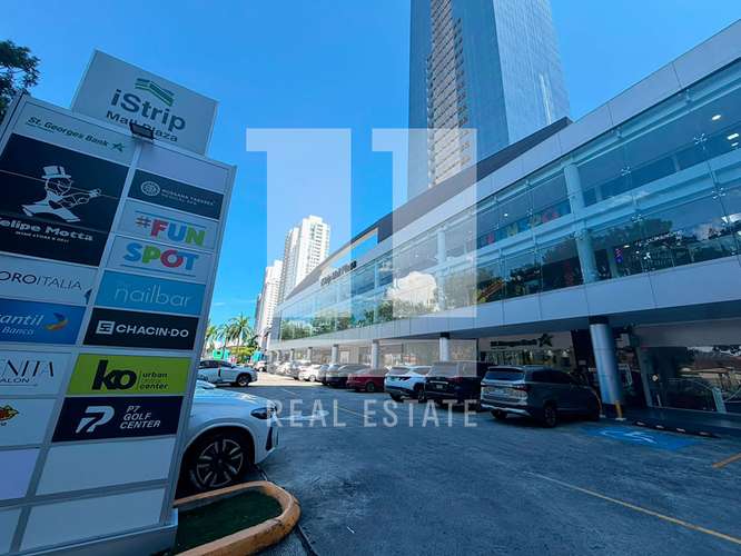 Se Alquila local comercial de 125 m2 en iStrip Mall Plaza, Costa del Este