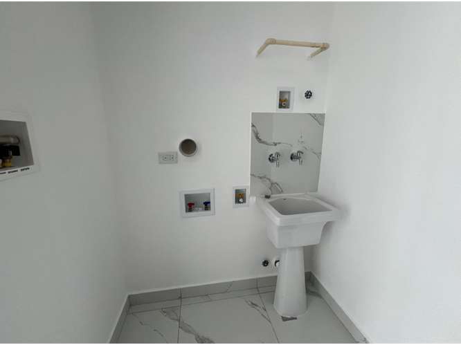 MINI DEISGN / CALLE 50 / 51M / 1 HABITACIÓN / 2 BAÑOS / INVERSIÓN - Imagen 4