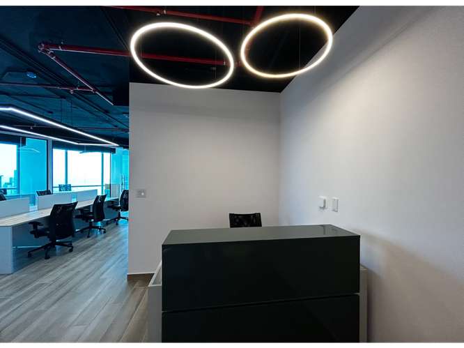 SE ALQUILA OFICINA FINANCIAL PARK EN COSTA DEL ESTE 154M AMOBLADA - Imagen 8