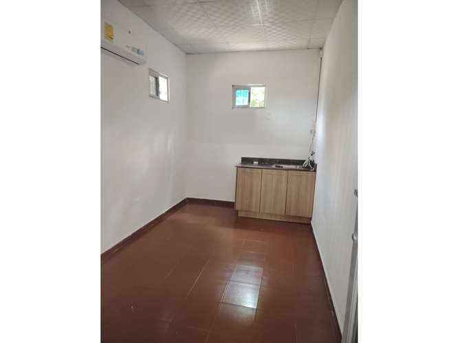 CHORRERA / LA MITRA / 334 M2 / GALERA / 5 ESPACIOS / 10 PARKINGS