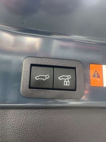 TOYOTA RAV4 AÑO 2026 AUTOMÁTICO COMO NUEVA - Imagen 8