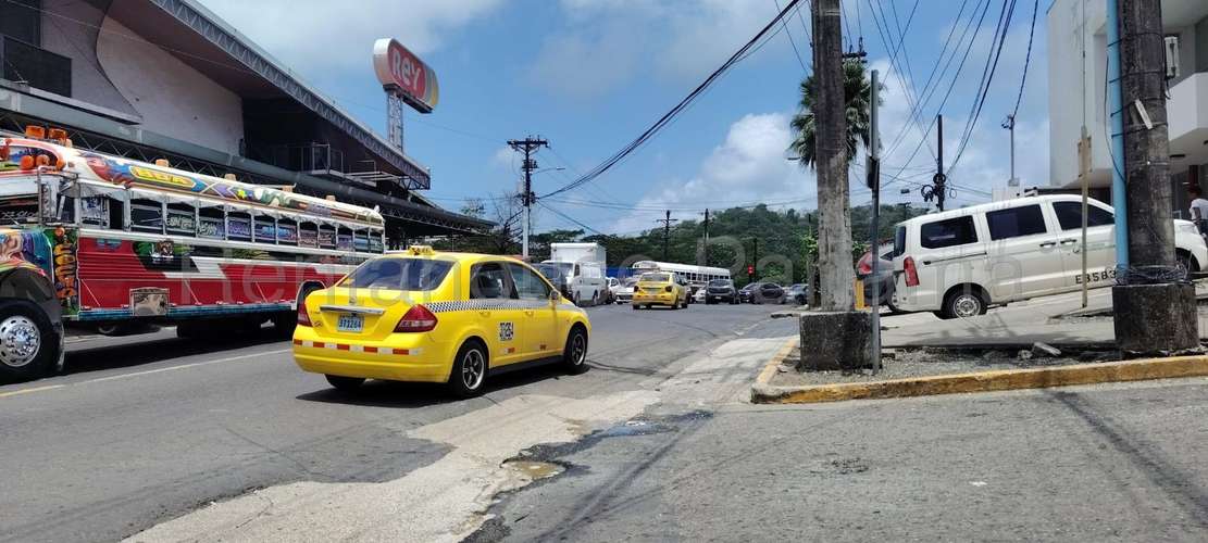  ¡FACTURA A ENGRANDE EN SABANITAS! El punto comercial con mayor tráfico y visibilidad de Colón - Imagen 6