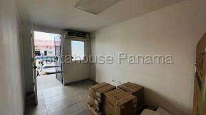 Local Comerial en Alquier en Juan Diaz 25jack8582