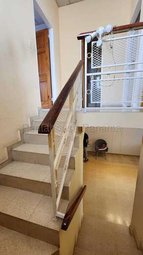 Venta de Casa en Vista Hermosa Res. San Fernando 150 Mts PD