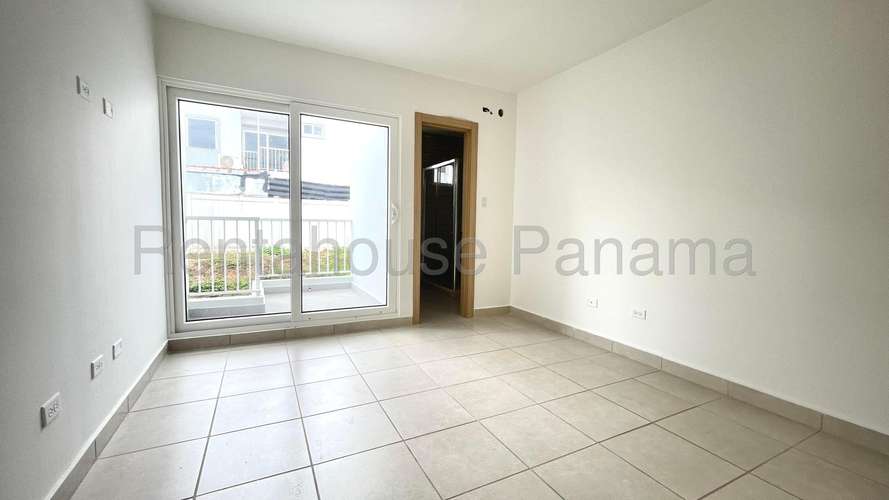 Venta de Casa en Brisas Del Golf - Imagen 7