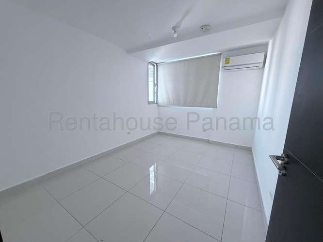 Alquiler de Apartamento con Línea blanca en Carrasquilla Ph Midpark EC