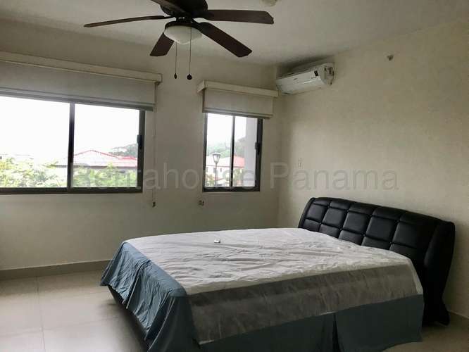 Alquiler de Apartamento Semi-amoblado en Panama Pacifico Ph MIDRISE EC - Imagen 6