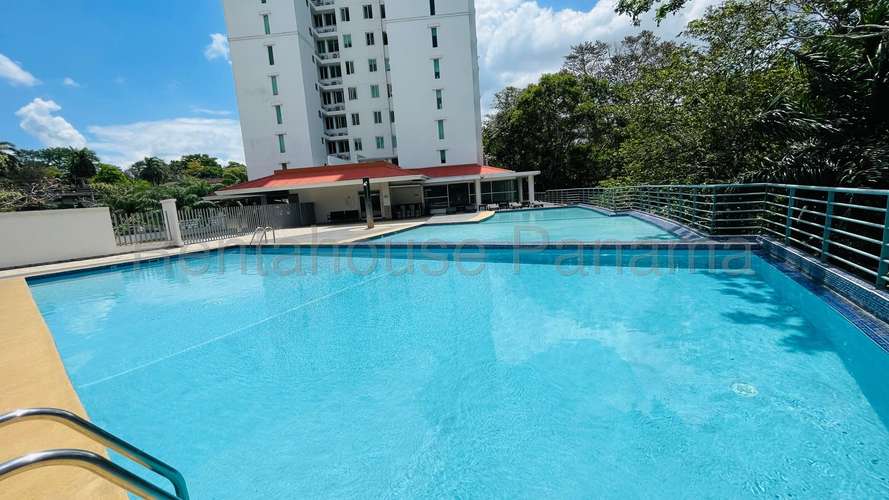 Alquiler de Apartamento Amoblado en Ph Clayton Park EC