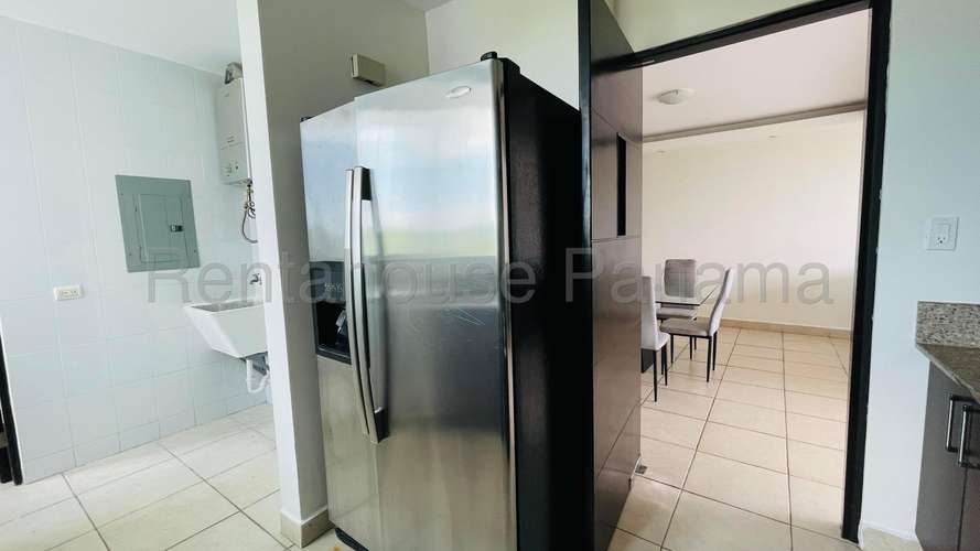 Alquiler de Apartamento Amoblado en Ph Clayton Park EC