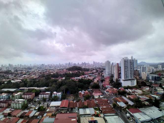 Alquiler Apartamento de lujo de 3Rec 2Baños Tumba muerto. VL.