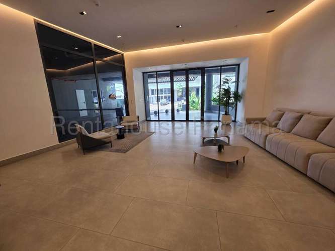 Alquiler de Apartamento en El Cangrejo Ph Sky Swiss KC