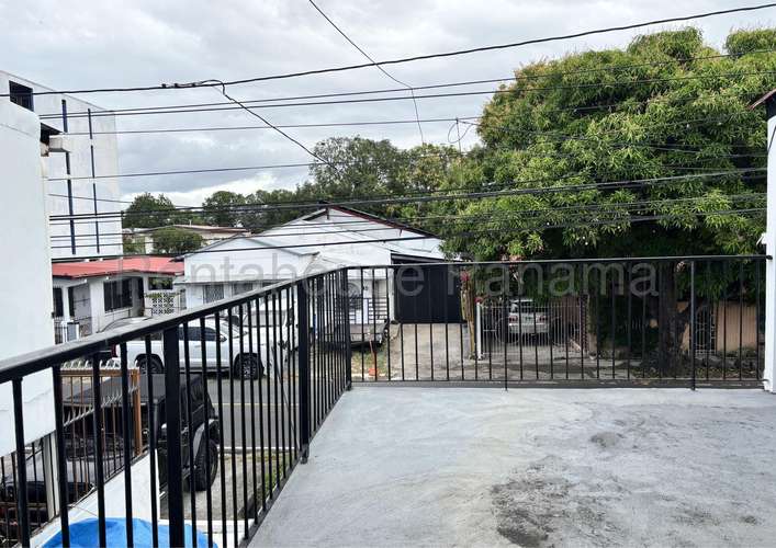 Venta de Casa en Parque Lefevre, (Solo Cliente Directo)
