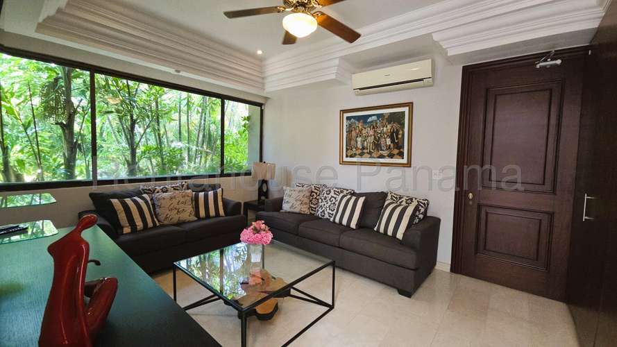 Alquiler de Casa en Altos del Golf SN