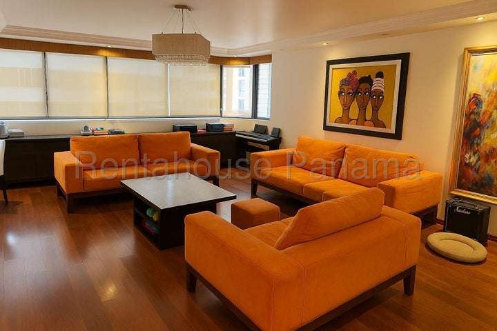 VENTA DE APARTAMENTO EN MARBELLA