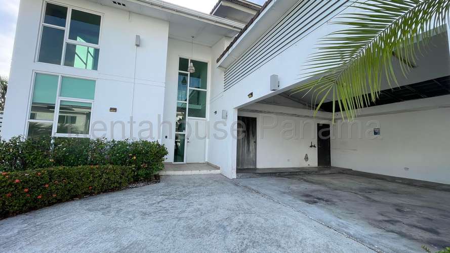 Vendo Casa de 562m2 en Altos de Panama Horizonte II 26-7209SRZ