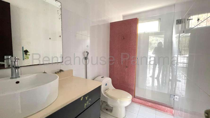 Vendo Casa de 562m2 en Altos de Panama Horizonte II 26-7209SRZ