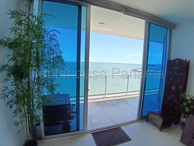 Vendo Apartamento de 100m2 en Avenida Balboa Destiny 27-753SRZ