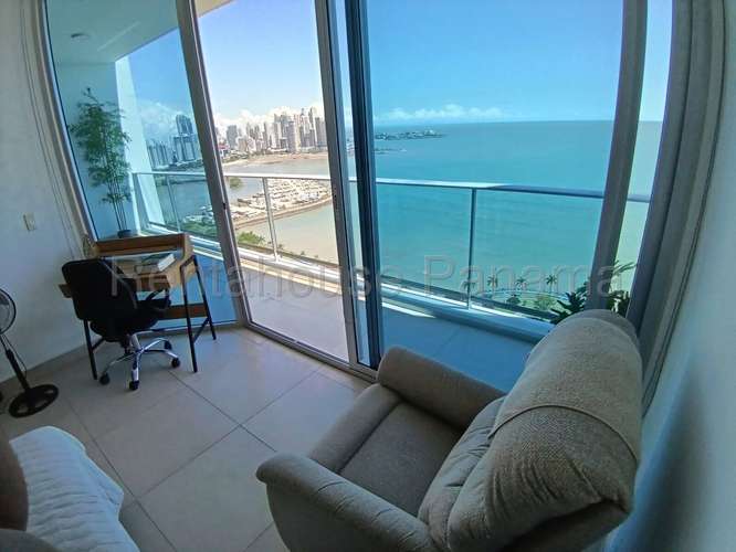 Vendo Apartamento de 100m2 en Avenida Balboa Destiny 27-753SRZ