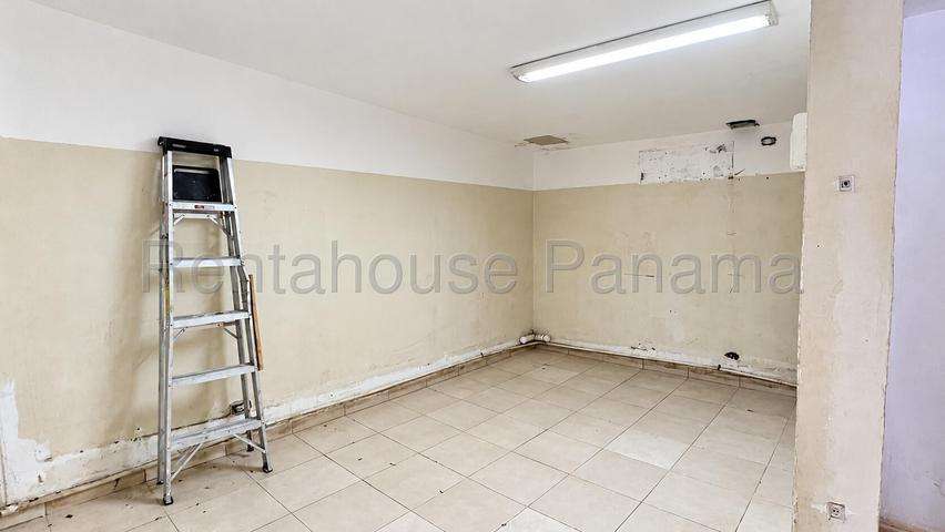 Alquiler de Local Comercial en Chanis, Avenida Principal 27LGG2976