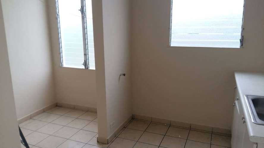 MT ALQUILO RIO ABAJO LINEA BLANCA 2 REC 2 BAÑOS $625 PH DOWN RIVE PLACE - Imagen 3
