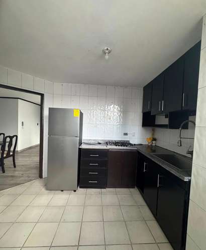 MT ALQUILO CALLE 50 SEMI-AMOBLADO 2 REC 3 BAÑOS $1200 PH EXCELSIOR PLAZA - Imagen 5