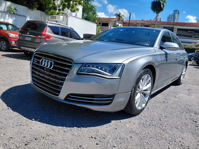AUDI A8 FULL EXTRA 