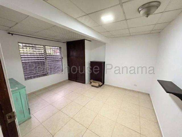 Casa en Alquiler Cerro Viento 27LRL2767 - Imagen 2