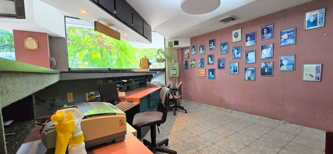 CON GRAN TERRAZA FRONTAL 154.70 m², IDEAL PARA, CAFETERÍA, PANADERÍA, REPOSTERÍA