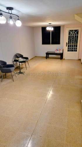 Casa en Alquiler Vista Hermosa 27LRL2989