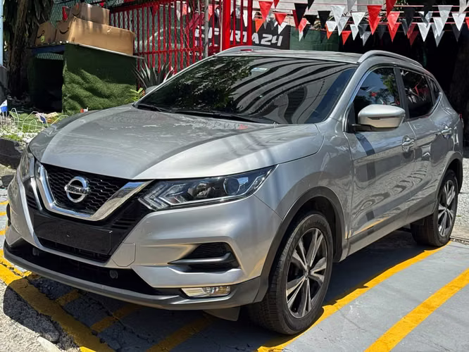 NISSAN QASHQAI 2020