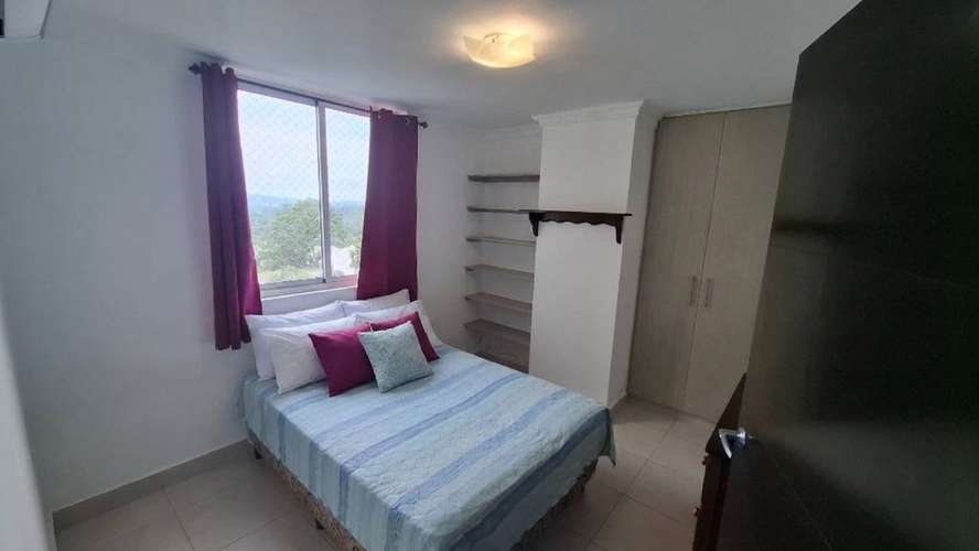 PLAZA EDISON APARTAMENTO AMOBLADO EN ALQUILER