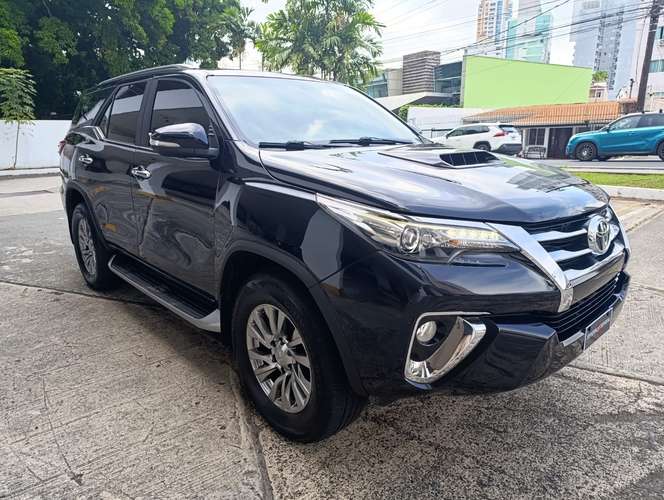 TOYOTA FORTUNER 2017 AUTOMATICO - Imagen 3