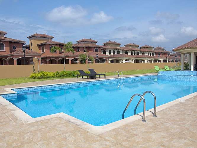 VENTA DE CASA COSTA SUR - RESIDENCIAL EL DORAL - Imagen 14