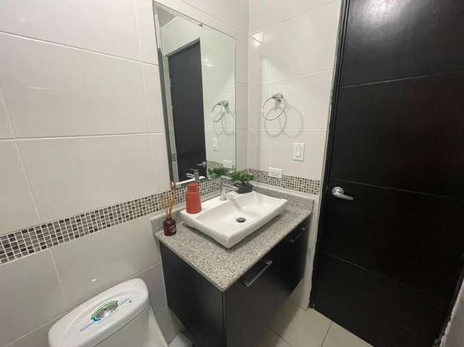 Apartamento en Edison Park I con balcón y vista a la ciudad - Imagen 13