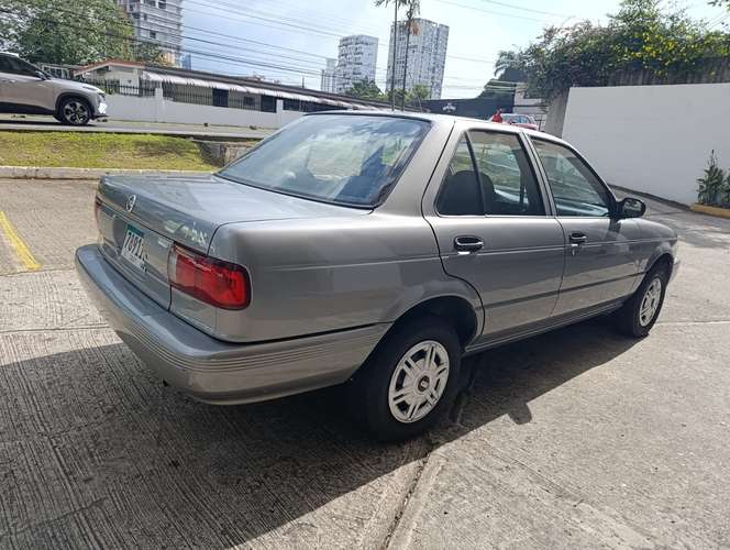 NISSAN SENTRA B13 2013 AUTOMATICO