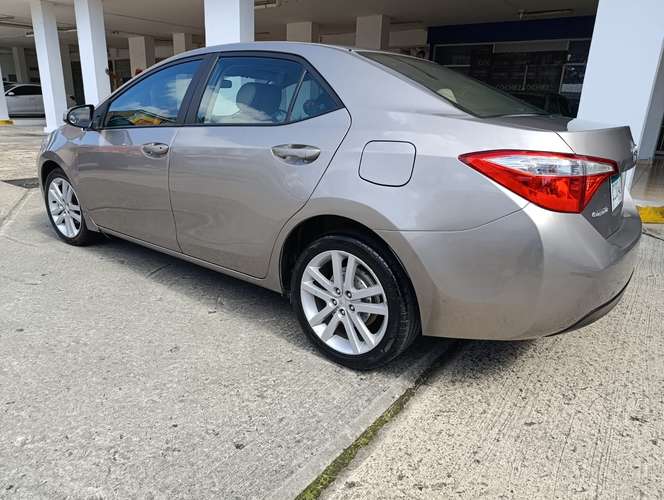 TOYOTA COROLLA 2016 AUTOMATICO - Imagen 6