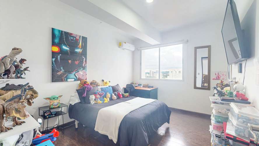 Venta de amplio apartamento con 3 estacionamientos y depósito en Infinity – San Francisco - Imagen 8