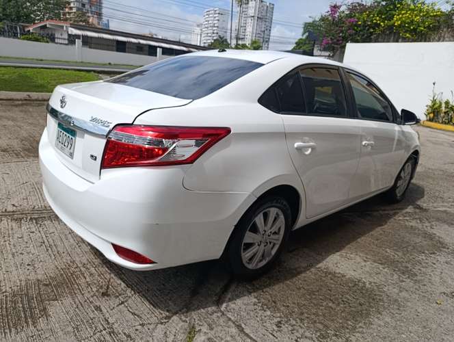 TOYOTA YARIS 2014 AUTOMATICO - Imagen 4