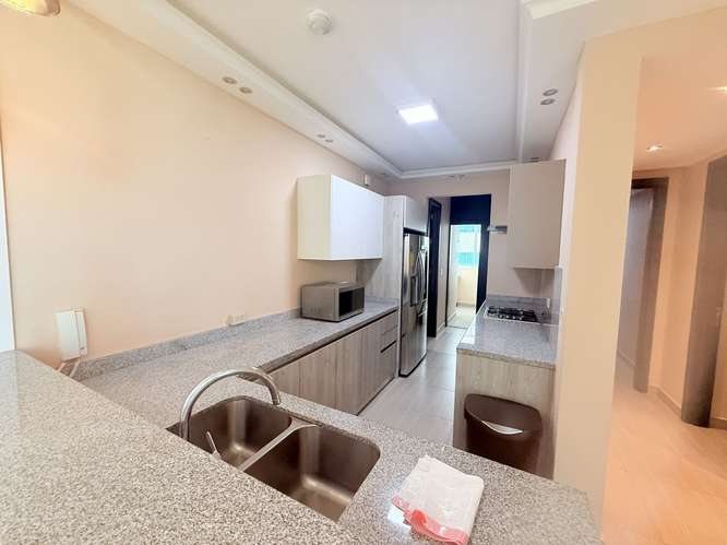 Apartamento en Alquiler en Costa del Este Panamá 3 Recámaras Línea Blanca y 2 Estacionamientos - Imagen 3