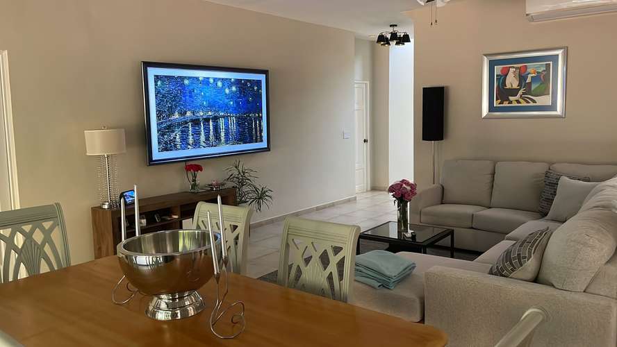 Venta de Casa Espaciosa en Clayton Village - Imagen 6