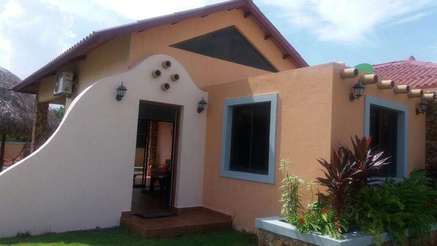 SE VENDE HERMOSA CASA AMOBLADA EN HACIENDA SENDERO DEL VALLE