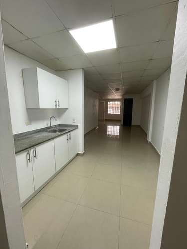 Apartamento Planta baja pasos de Universidades UIP-LATINA-ISAE - Imagen 5