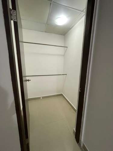 Apartamento Planta baja pasos de Universidades UIP-LATINA-ISAE - Imagen 8