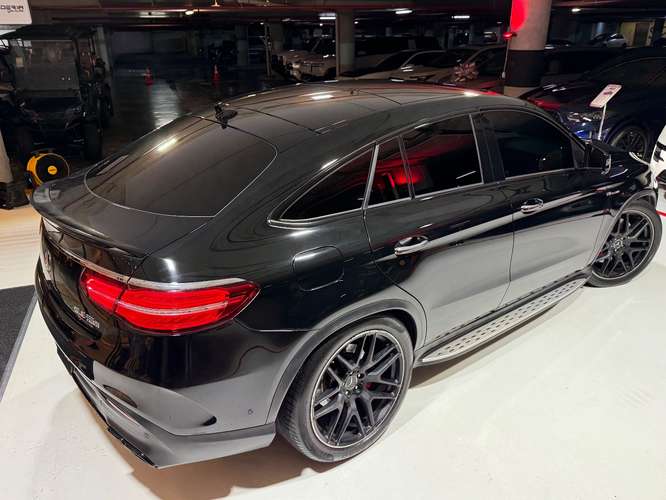 Mercedes-AMG GLE 63 S Coupé 2016 - Imagen 8