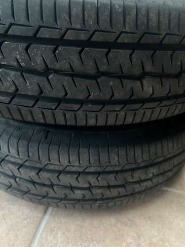 Rines con llantas de fabrica tamaño 15 Nissan NP300 Navara Frontier