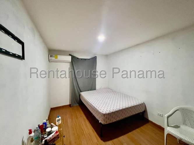 Se Vende Casa en Condado del Rey LA26-8565